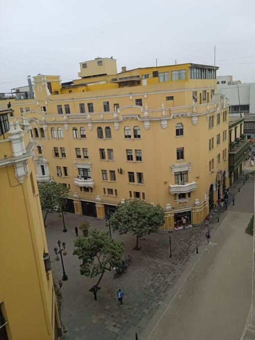 Apartamento Frente Al Palacio Gobierno Apartment Lima Exterior photo